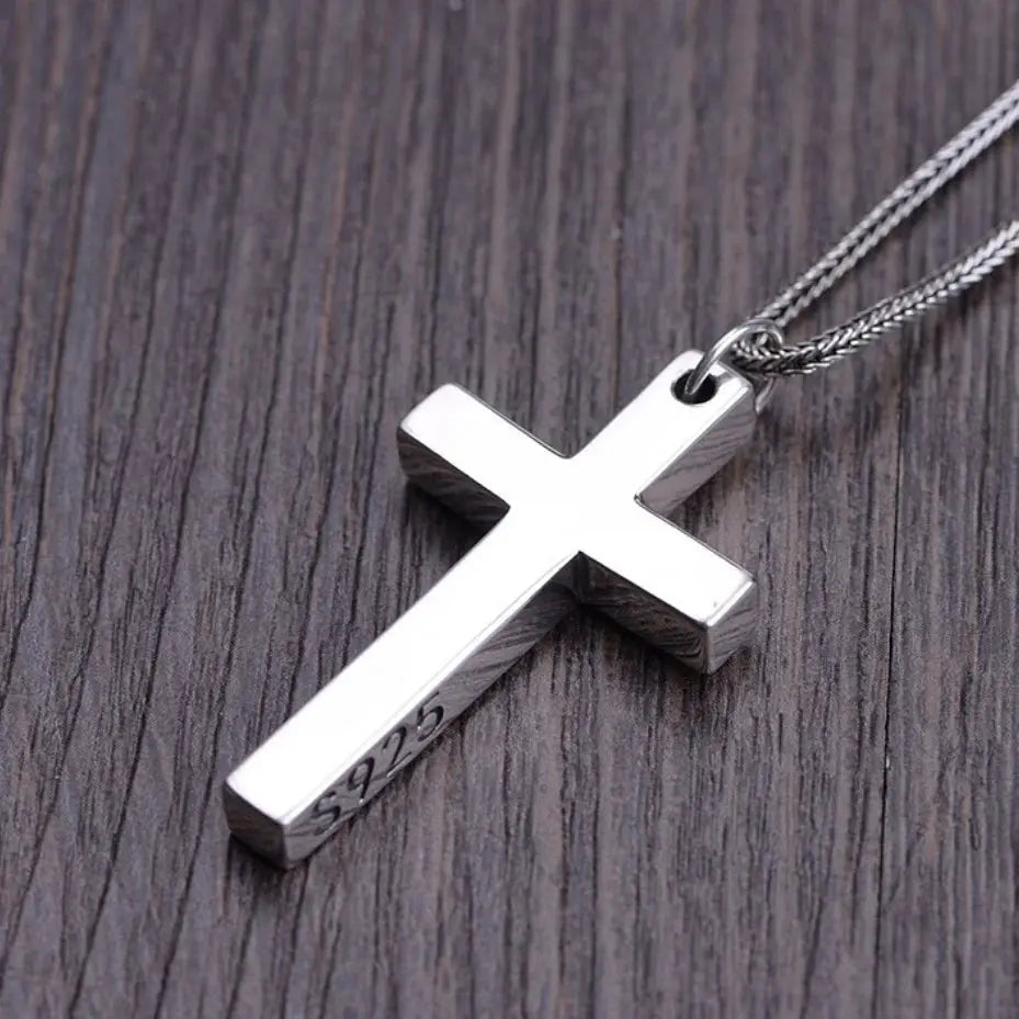 Pendentif croix en argent