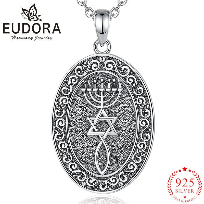 pendentif messianique